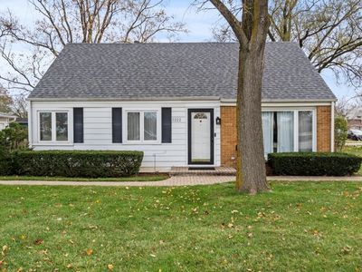 Property at 3222 Crestwood Ln, Glenview, IL