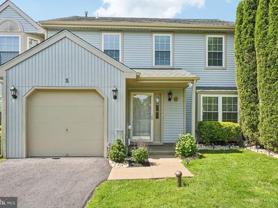 5 Locust Ln