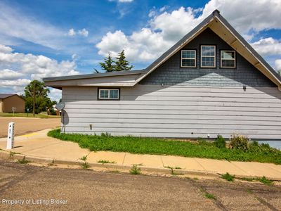 Property at 112 Pacific Ave, Mott, ND