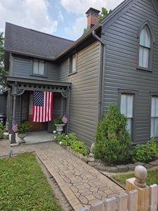 130 N Main St