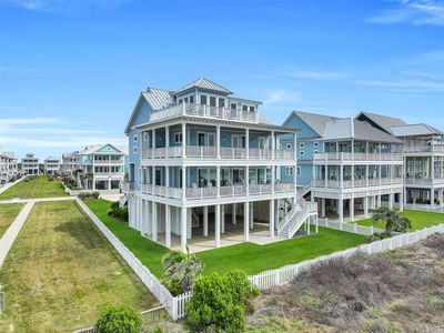11391 Beachside Dr