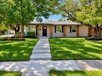 2976 Sundial Dr