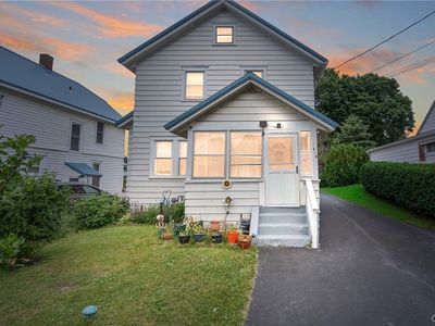 358 Roxford Rd N