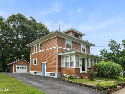 20 Norman Ave