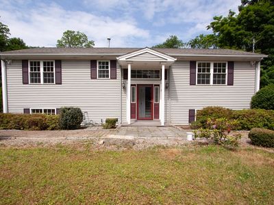 83 Ernest Ave