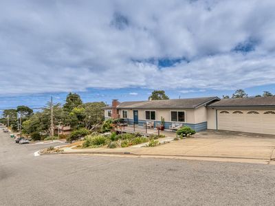 1321 Hoffman Ave