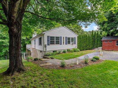 Property at 73 Eagle Dr, Douglas, MA