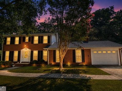 1448 Dauset Dr