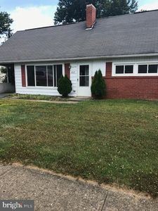 Property at 1517 Continental Rd, York, PA