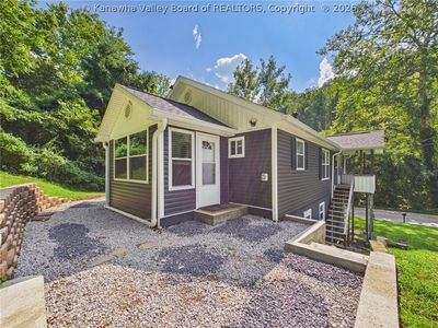 817 Kanawha State Forest Dr