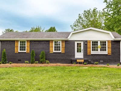 7608 Gerald Dr