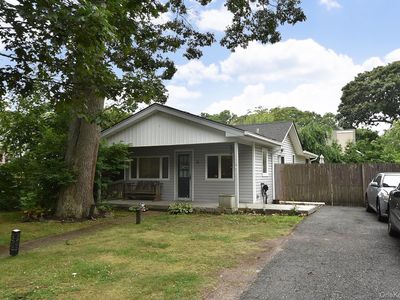 38 Balaton Avenue
