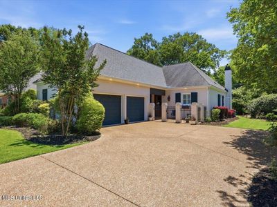 101 Camden Ct