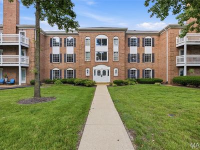 974 Claytonbrook Dr APT 2D