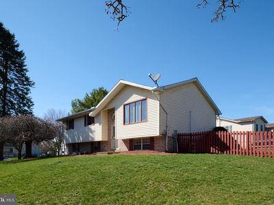 109 Berwick Dr