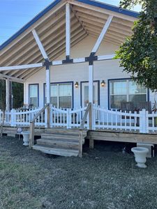 7740 N Us Highway 77