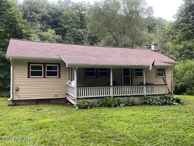 725 Haleeka Rd