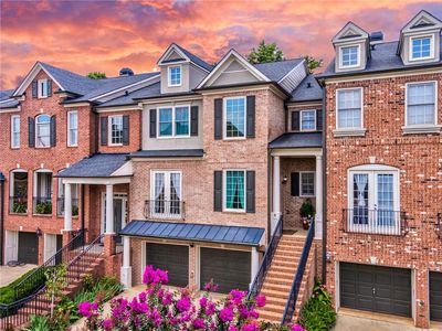 1425 Montclair Ct SE #13