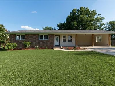 218 La Vista Ave