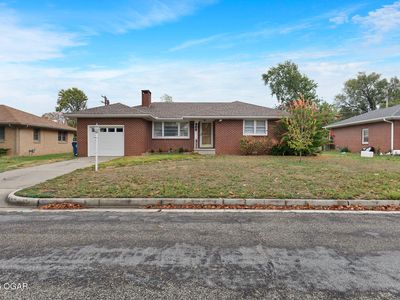 3015 Missouri Ave