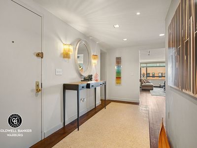 190 E 72nd St #17AB