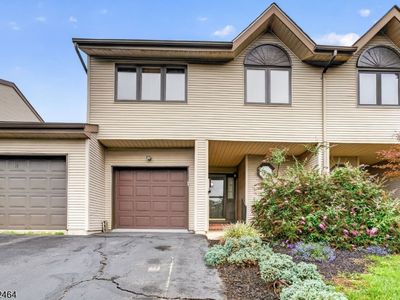 10 Hemlock Ct