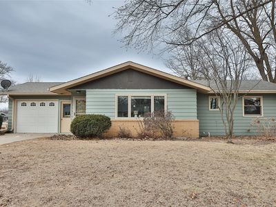 1409 Country Club Dr