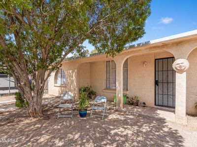 758 W Santa Paula St