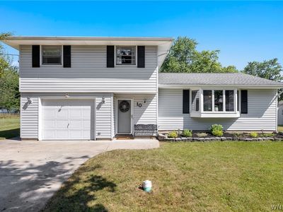 10 Meadow Lea Dr