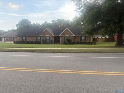 635 Highland Dr