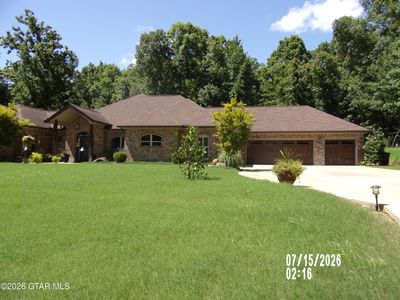 735 Woodland Heights Dr