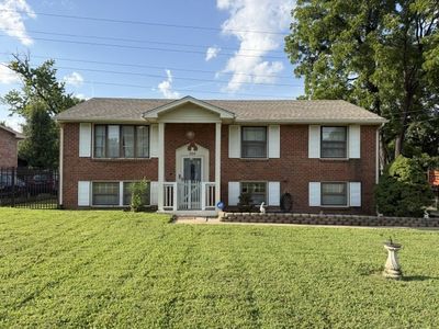 3214 Cloverwood Dr