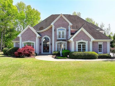 1100 Ascot Way