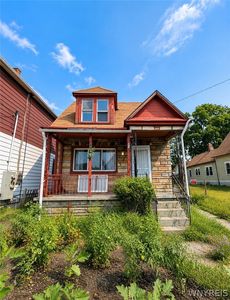 40 Ashley St