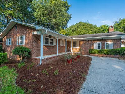 427 Parkdale Dr