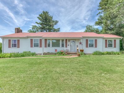 315 Lowry Dr