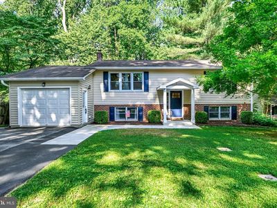 856 Hazel Trl