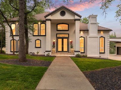 2420 Loch Way