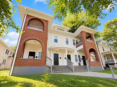 1112 Chapman Ave SW