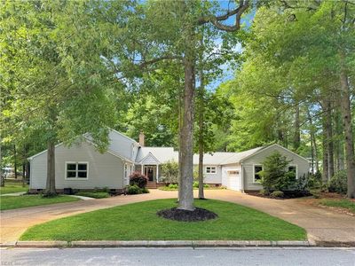 32 Valmoore Dr