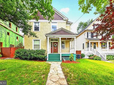 1231 Franklin St NE