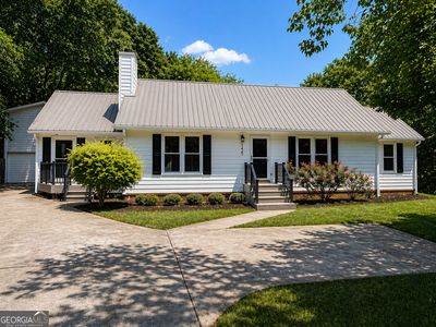 145 Pettit Ln