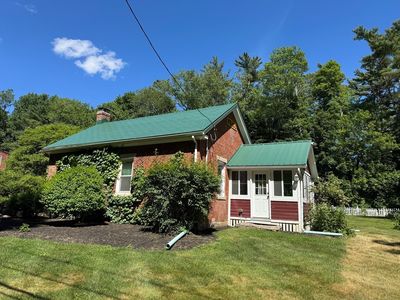 183 W Sturbridge Rd