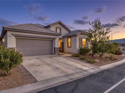467 Cliffrose Ave