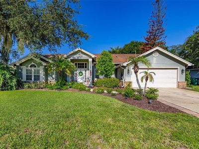 302 OAK LEAF CIRCLE