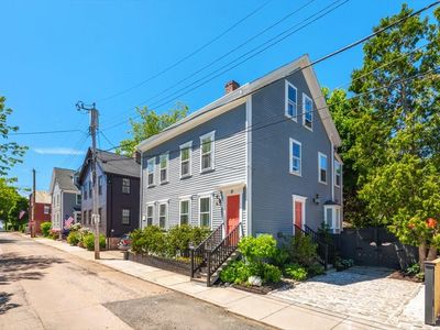 17 Willow St #1