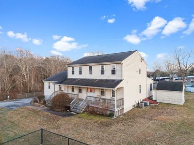 7 Deerfield Ln