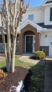 704 Rustads Cir