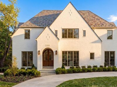5900 Kennedy Dr