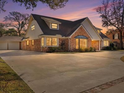 1540 Infinity Ln